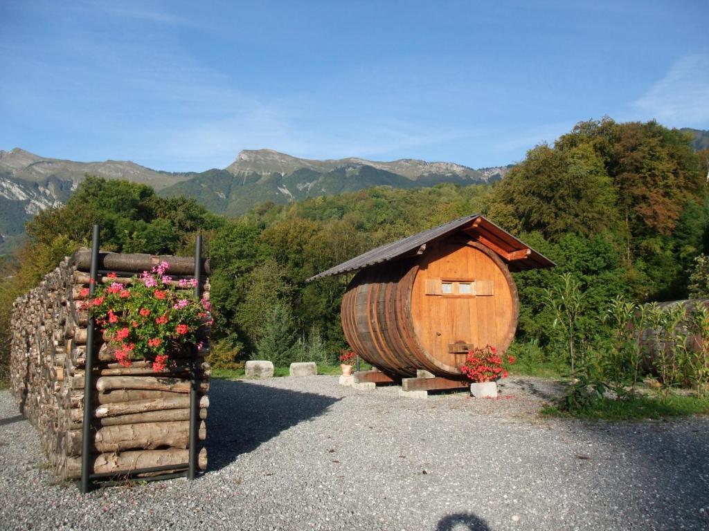 Domaine Du Grand Cellier - Insolite En Savoie Tournon ภายนอก รูปภาพ